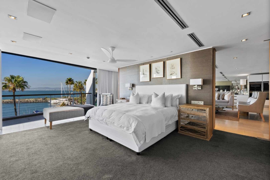 3 Bedroom Property for Sale in Mouille Point Western Cape